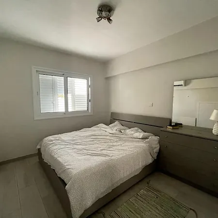 Private With View بيت للعطل أيا نابا